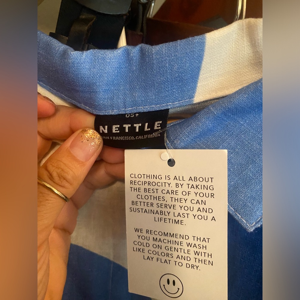 Nettle Studios linen Polka Dot Soft
Volume long sleeve Shirt in colorway DOTTIE - Picture 4 of 5